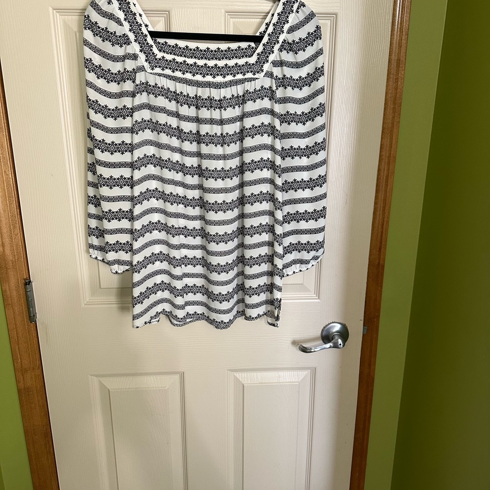 Gibson White and Gray Smocked Ruffled Blouse